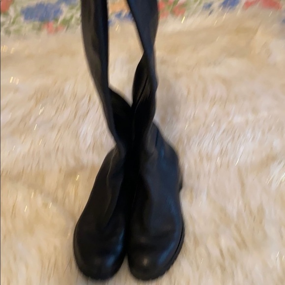 Michael KORS - Black Leather Knee High Boot  Size 6 - Picture 3 of 10